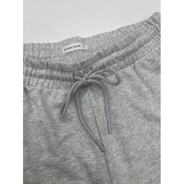 🏀 Quần sóc thể thao GL0RIA JEANS trẻ trung, năng động