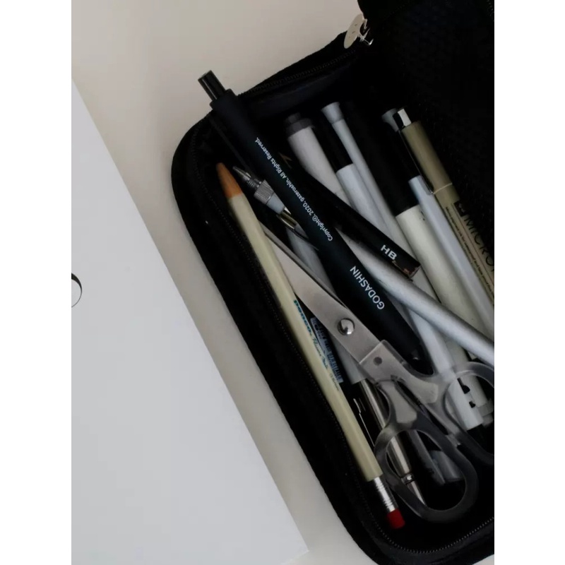 Túi Đựng Bút Chì Trang Điểm Họa Tiết Kẻ Ô Trắng Đen