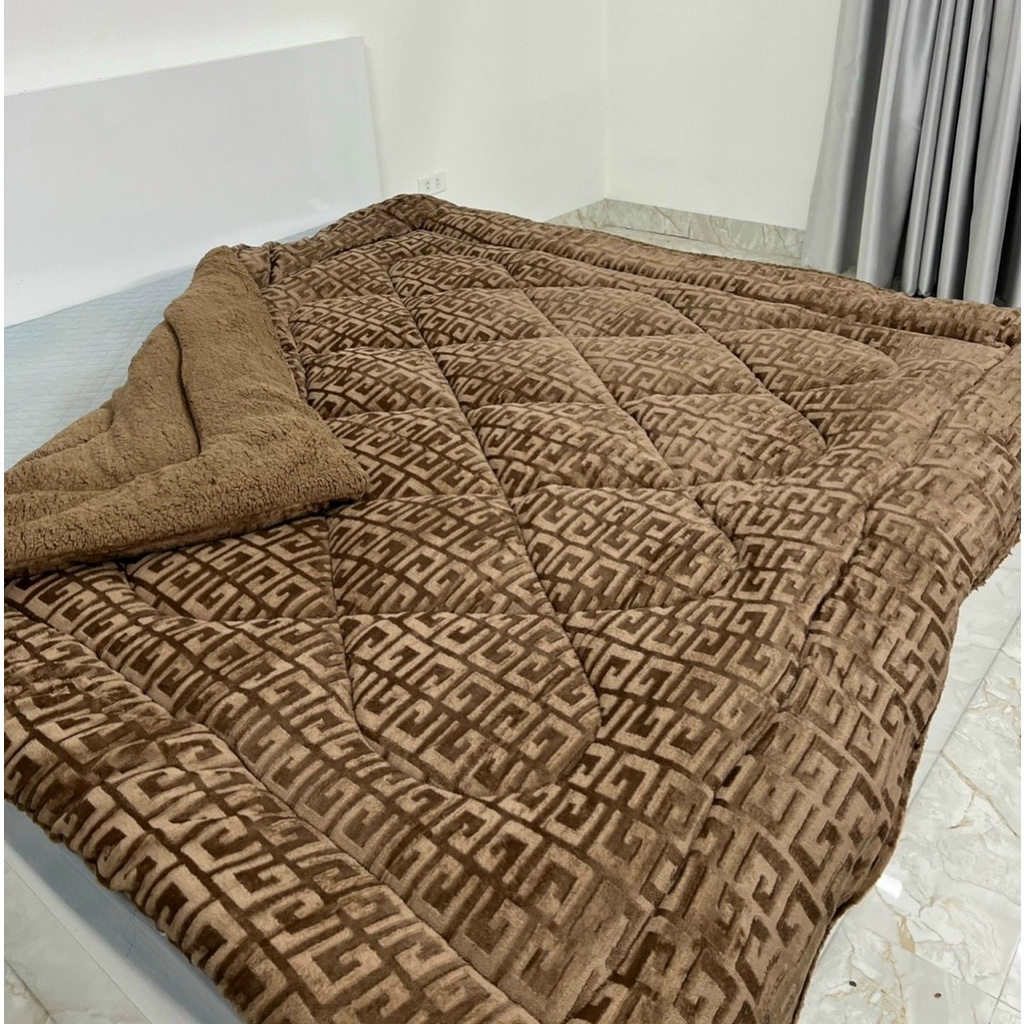 Chăn lông cừu chữ vạn đại hàn siêu ấm 3 lớp cao cấp 3,2kg hàng loại 1