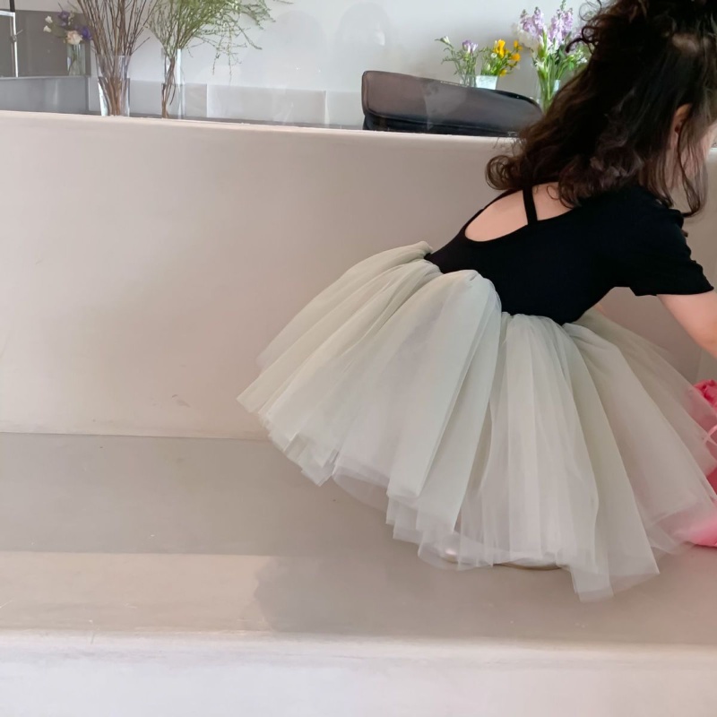 Đầm Công Chúa Tay Ngắn Hở Lưng Màu Sắc Tinh Khiết Thời Trang Mùa Hè 2023 Dành Cho Bé Gái