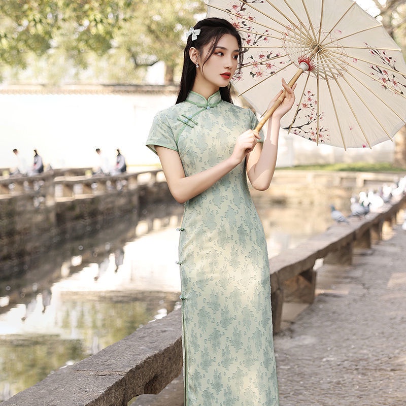 Sườn xám cách tân màu xanh lá, kiểu cổ điển, kiểu Trung Hoa Dân Quốc, váy hoa cô gái trẻ mẫu mới 2022, nữ mùa hè
