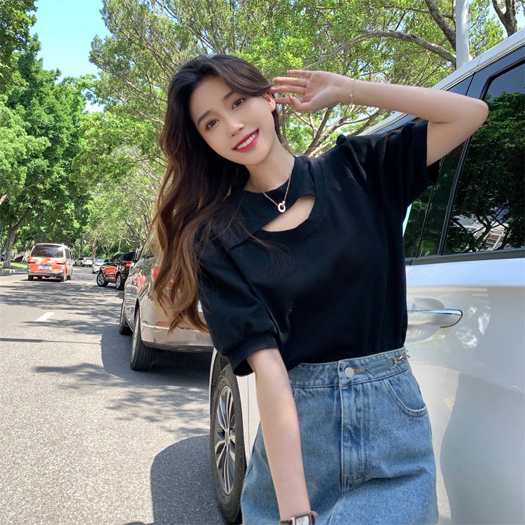 IELGY  Áo Thun Ngắn Tay Hở Xương Quai Xanh Đơn Giản Thời Trang Cho Nữ