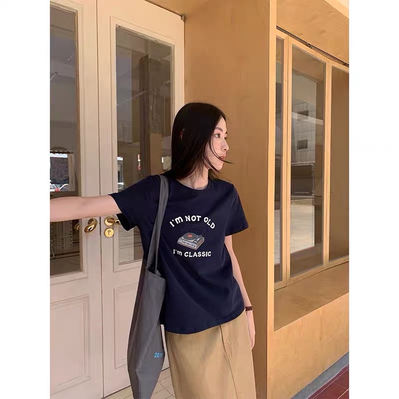 Áo phông nữ i'm not old form vừa gọn dáng chất đẹp