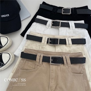 Quần short jean kèm belt comic