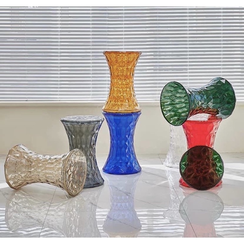 Crystal stool , ghế đẩu acrylic vân pha lê