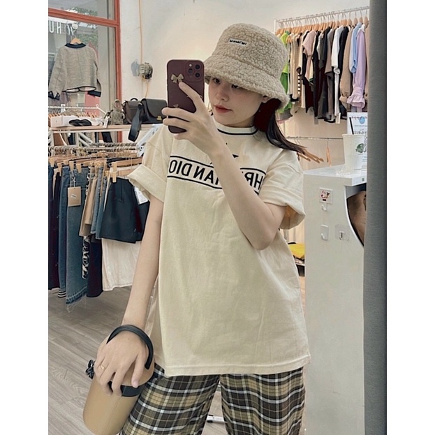 [ 𝐅𝐑𝐄𝐄 𝐒𝐇𝐈𝐏 ]  Bộ Di.0r cổ dệt  Chất cotton khô loại 1 mịn tay, cổ chạy bo dệt, in lì đẹp  Quần kẻ thô loại 1 nha