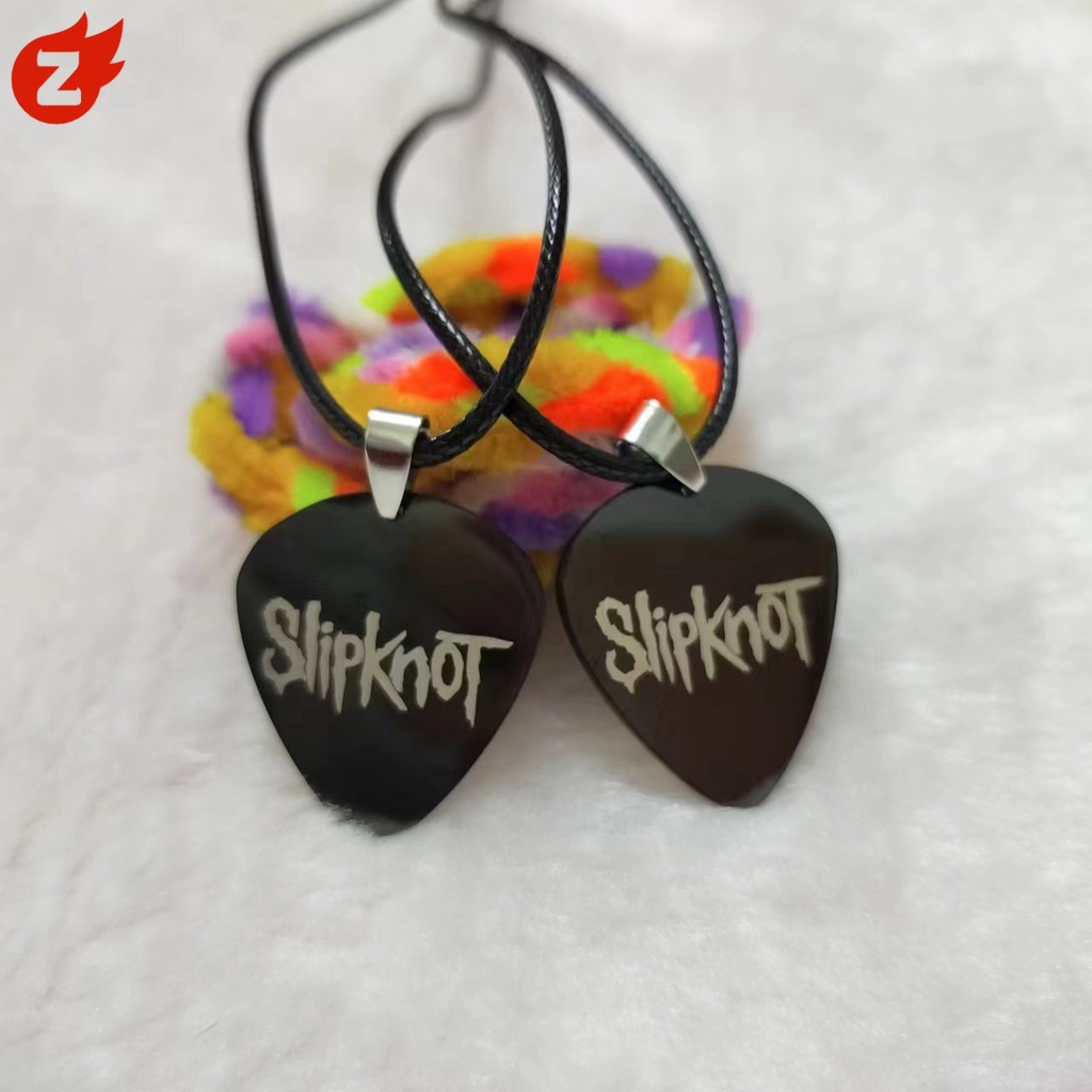 Vòng cổ Da Mặt Hình Đàn Guitar Bằng Thép Không Gỉ