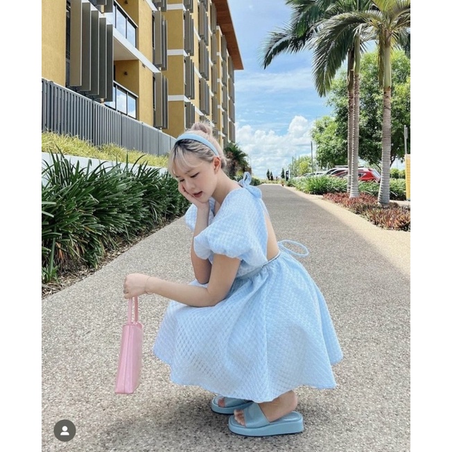 SET BBD XANH HOA NỔI CUTOUT LƯNG SHORT TRẮNG ✨