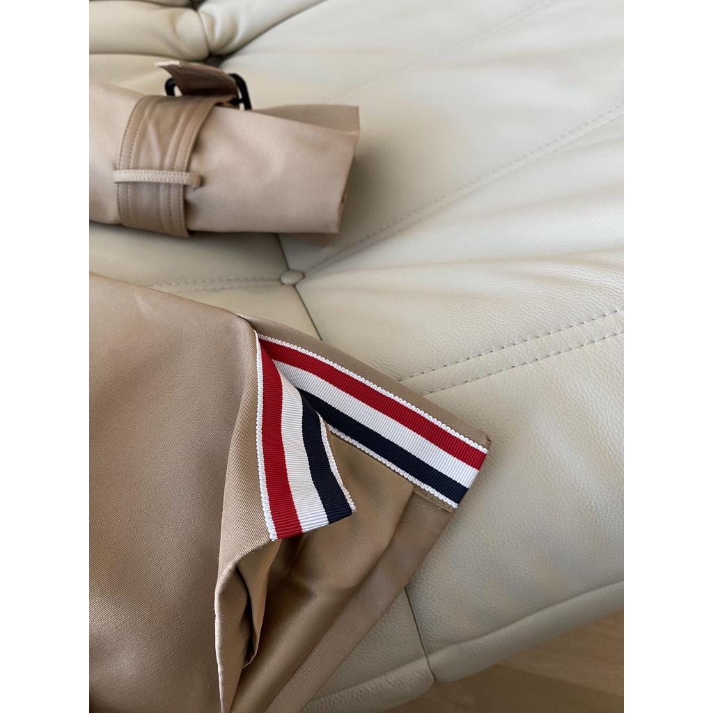 Áo khoác thời trang nữ hàng thiết kế cao cấp phong cách trẻ trung, nữ tính, thu hút