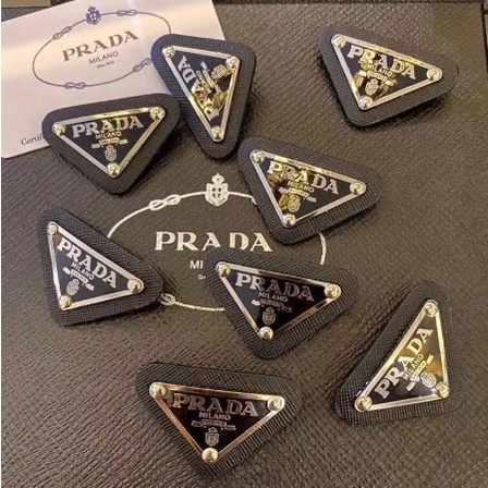 Prada 1 Huy Hiệu Cài Áo Bằng Kim Loại Có Túi Thời Trang