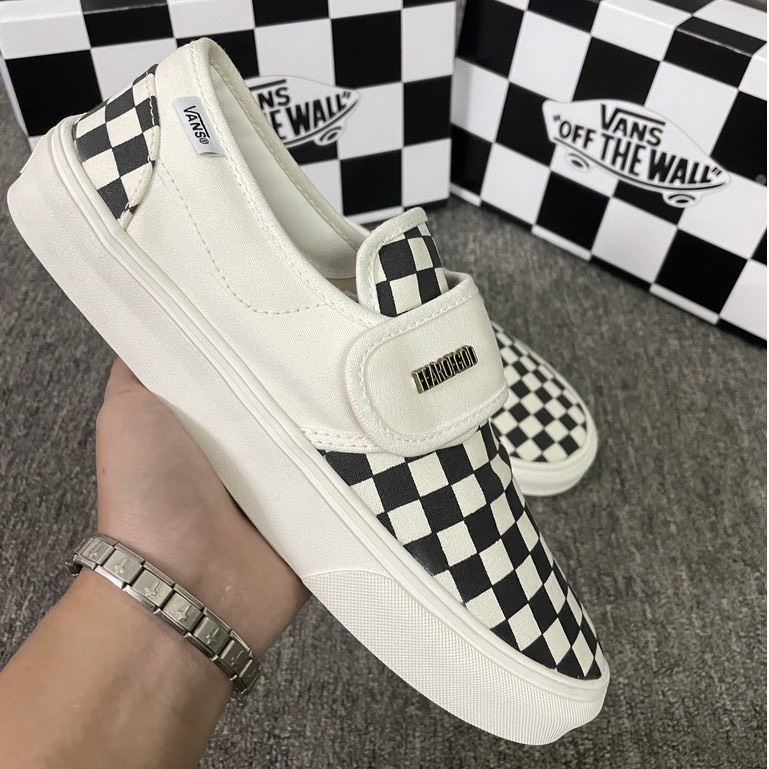 Giày thể thao Vans dán đen trắng fog Classic Slip On, Giày Van Caro lười Đen trắng Full Box Bill buộc dây