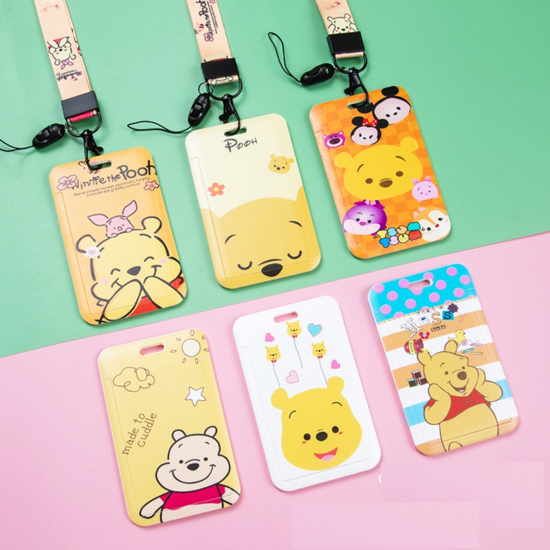 Dây đeo thẻ học sinh, sinh viên, nhân viên văn phòng kèm bảng tên họa tiết Gấu Pooh đáng yêu CS37