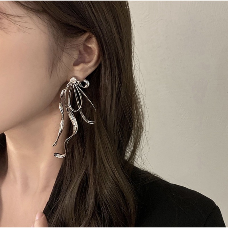 Thanh lý bông tai new nhiều mẫu