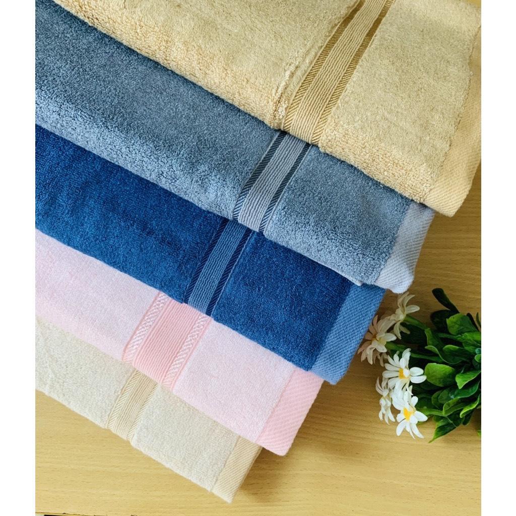 Khăn thêu tên theo yêu cầu xinh xắn đáng yêu size 35x75cm thích hợp cho bé mầm non đi học