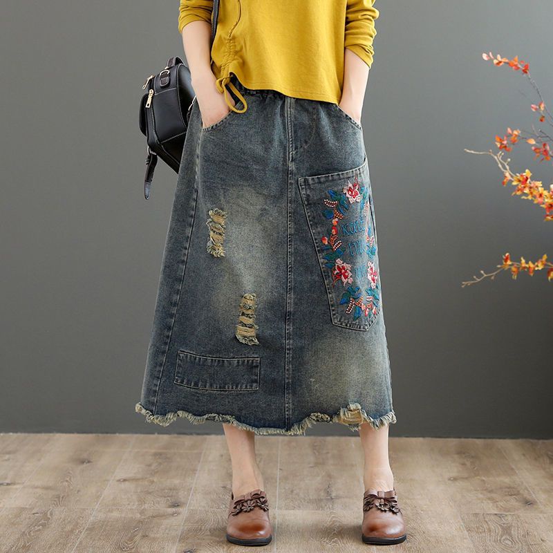 Chân Váy Jean Chữ A Thêu Họa Tiết Phong Cách Retro Thời Trang Cho Nữ