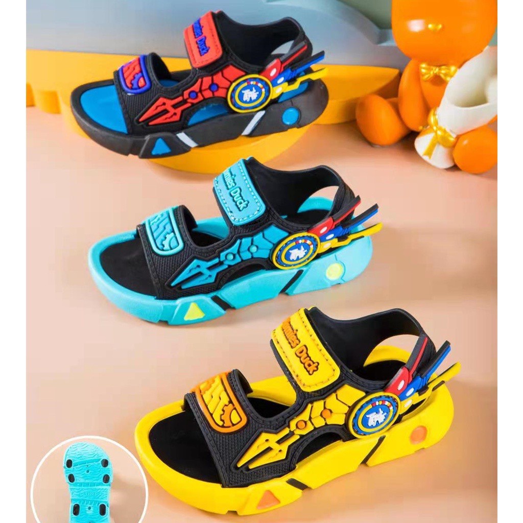 Sandal bé trai đi học , đi chơi phong cách thời trang đế cao su mềm êm chân siêu bền 1102A2