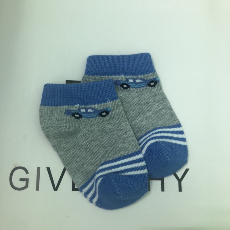 Tất sơ sinh dưới 1 tuổi hình ô tô