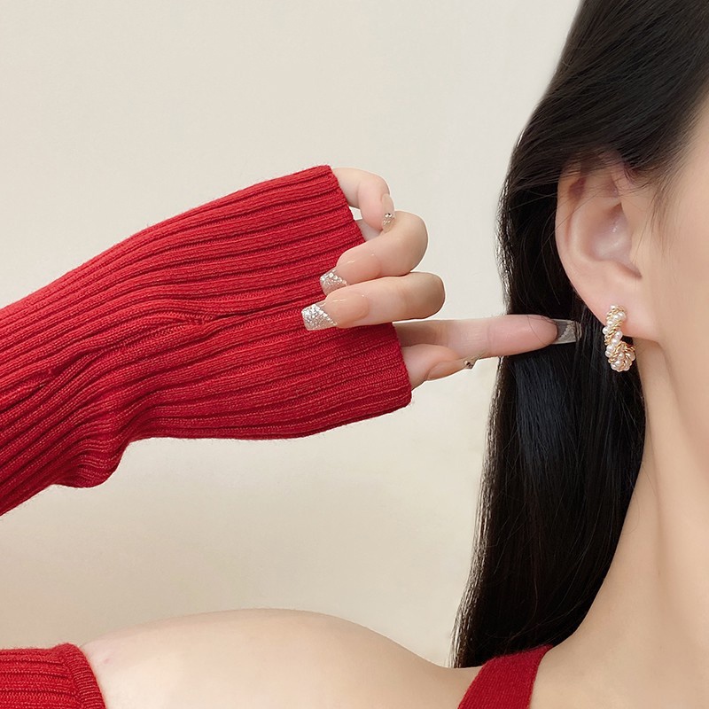 Mới Khuyên Tai Dạng Xoắn Đính Ngọc Trai Phong Cách Retro Hàn Quốc