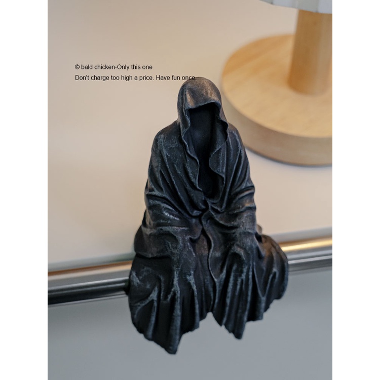Mô Hình Tượng Thần Tiểu Da Đen Bằng Nhựa Resin Phong Cách Gothic