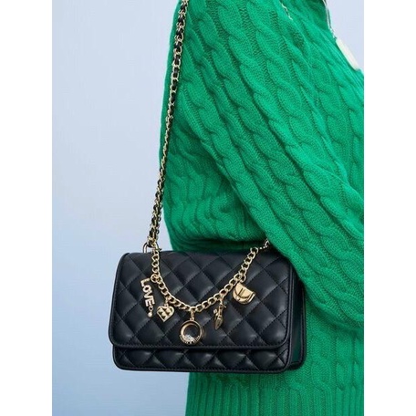 Túi Nữ CNk bản có charm hót hít mới nhất size 20 dễ dùng