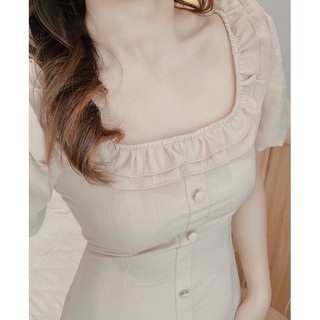 Váy be đũi xước cổ vuông