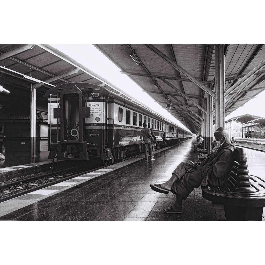 Phim Kentmere Pan ISO 100, Đen Trắng B&W, 120 x 12 Kiểu Vuông, In Date Cho Máy Chụp Ảnh Film - LIIQ Flash