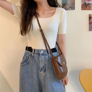 Áo thun cổ vuông kiểu Hàn Quốc T628