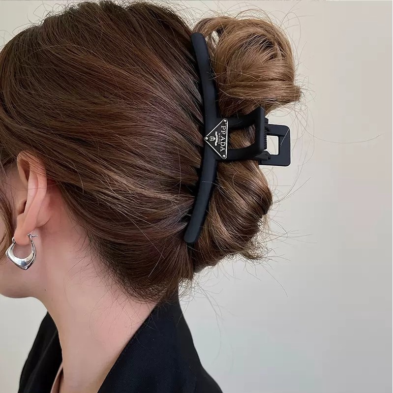 Kẹp Tóc Hình Cá Mập Màu Đen Nhám Phong Cách Hàn Quốc Thời Trang 2023