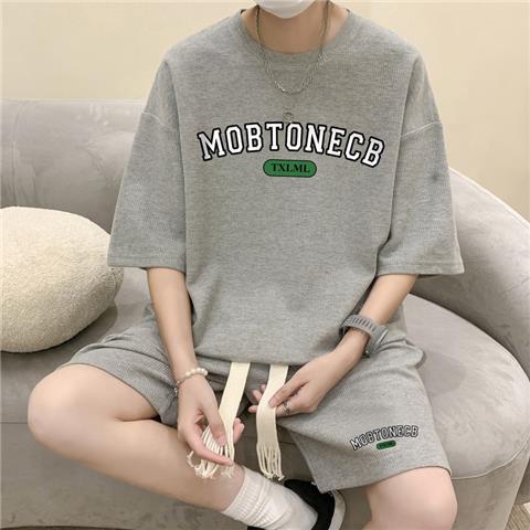 Set Áo Thun Ngắn Tay Form Rộng Và Quần Short Thể Thao Thời Trang Mùa Hè Cho Nam