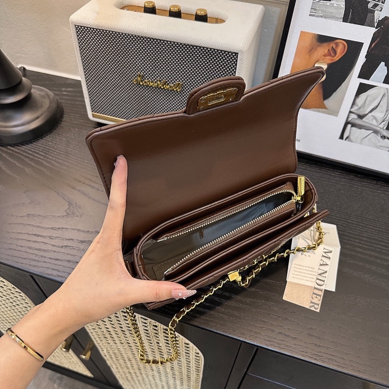 Túi đeo chéo nữ trần trám dây xích Hana Kimi