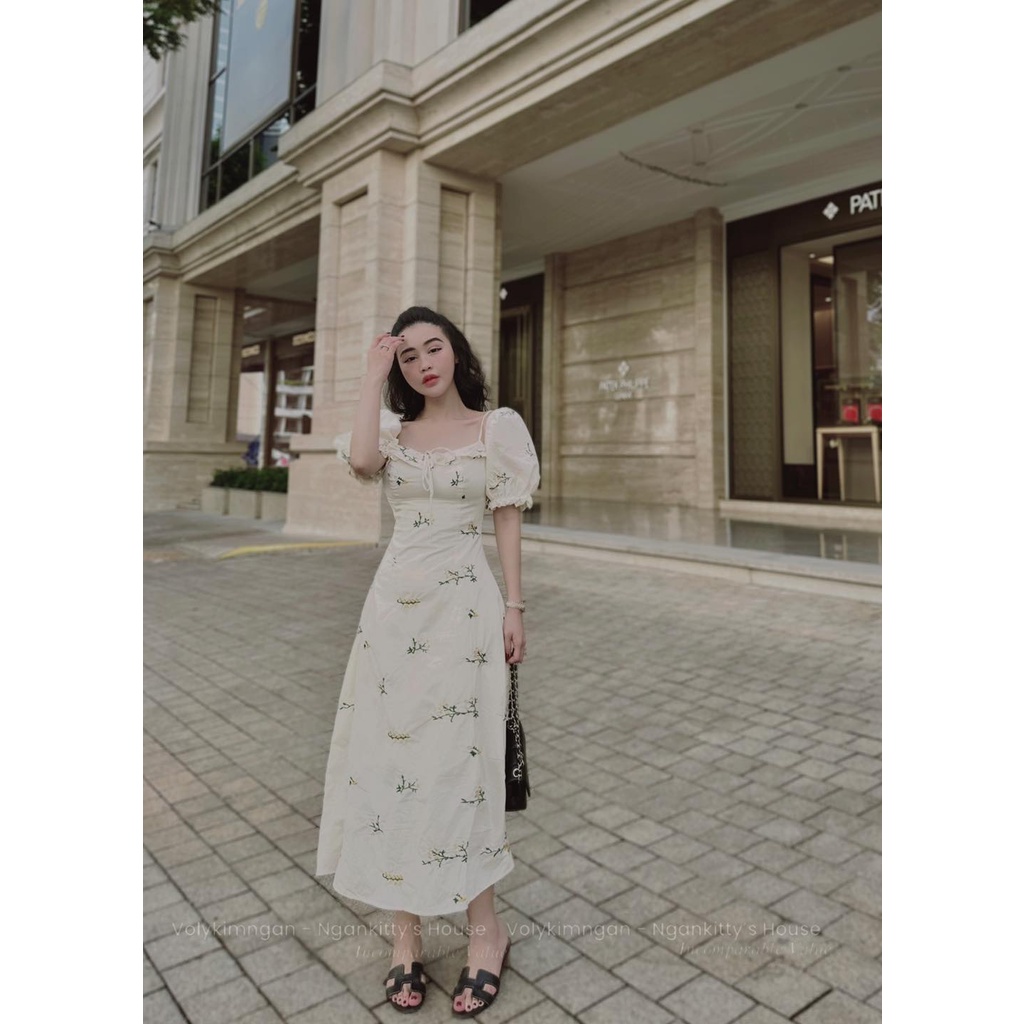 Váy tay phồng hoa thêu rút dây