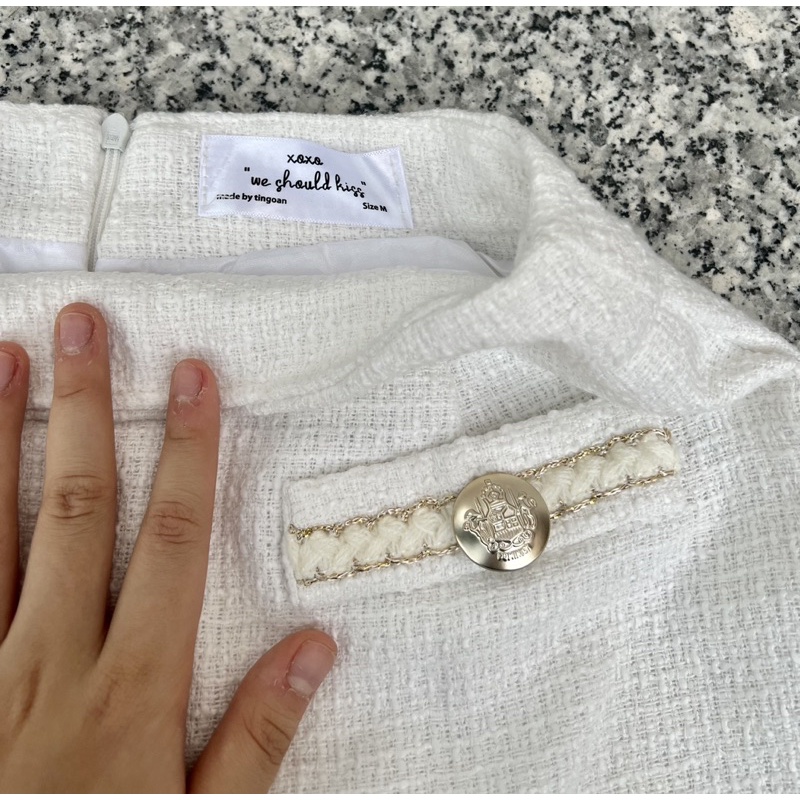 Pass chân váy tweed trắng tingoan