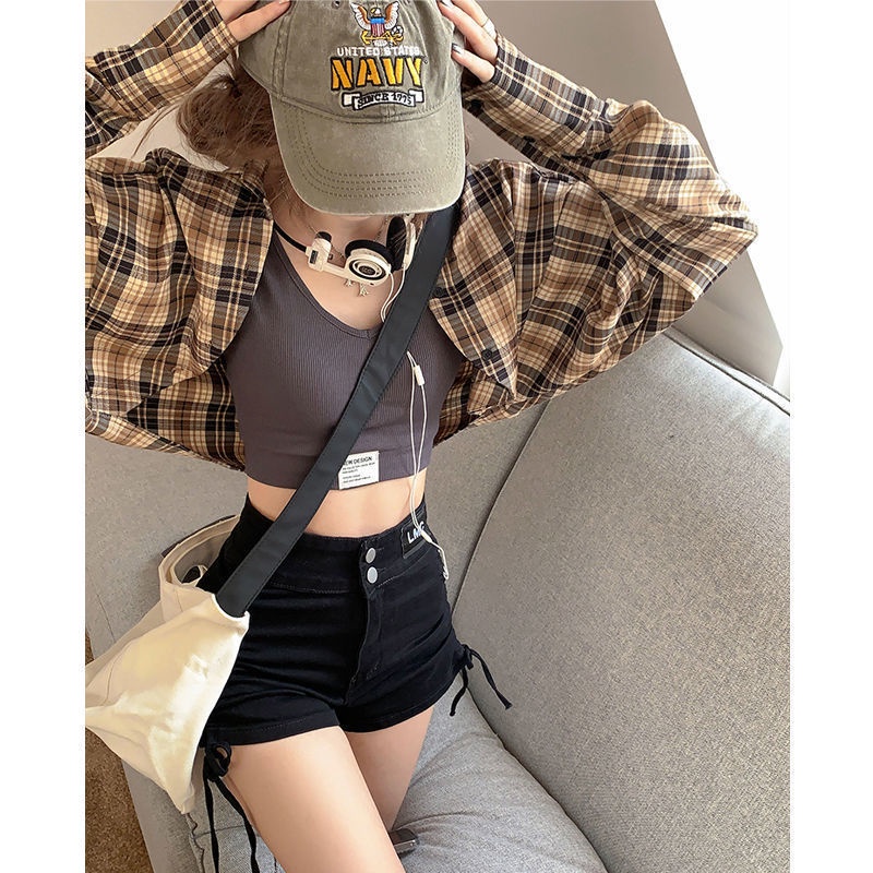 Bộ Áo Sơ Mi Chống Nắng + Áo Hai Dây Màu Xám Thời Trang Mùa Hè Cho Nữ