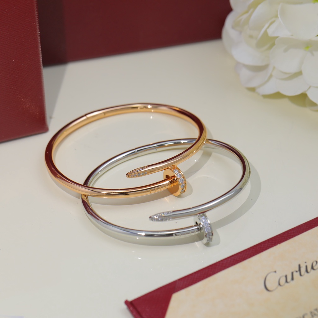 Vòng Tay Mạ Vàng Hồng 18K Đính Đá Sang Trọng