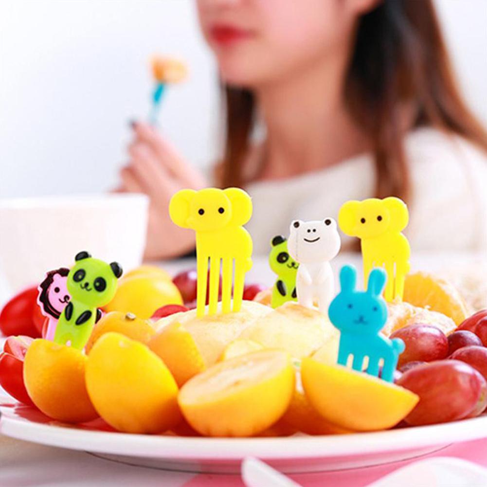 Bộ Nĩa Ăn Trái Cây Hình Động Vật Hoạt Hình Bằng Nhựa Dễ Thương Sáng Tạo Dành Cho Trẻ Em L4B5