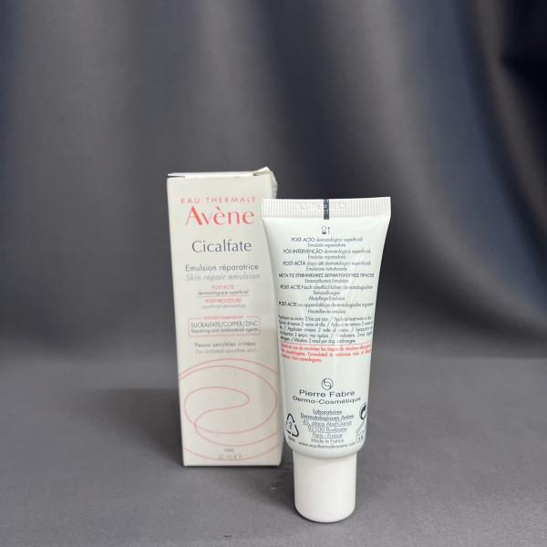 Kem Dưỡng Da mờ Thâm Avene Cicalfate Emulsion Réparatrice 40ml