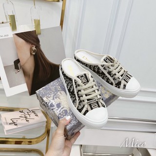 Sục thể thao DI.O mặt hoạ tiết