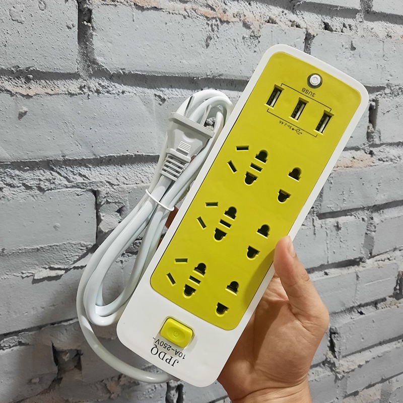 Ổ cắm điện xanh đa năng chống giật tích hợp 3 cổng USB - dathang1688