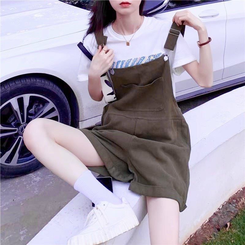 quần yếm jean short màu nâu túi ngực cho nữ
