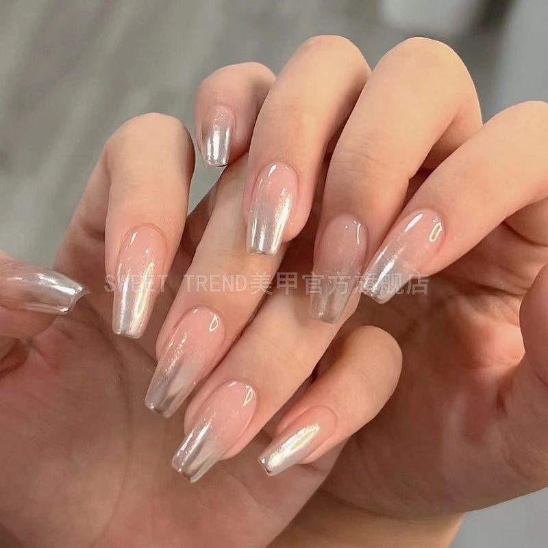 Tone tráng gương daily hot