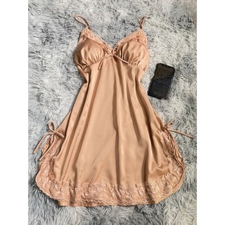 váy ngủ lụa