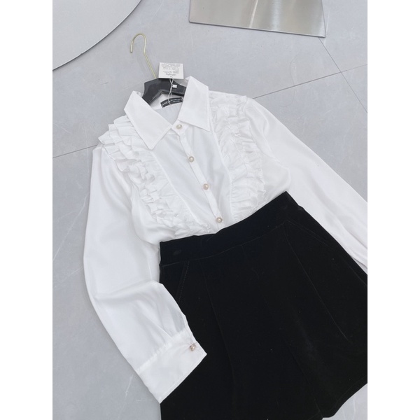 [ 𝐅𝐑𝐄𝐄 𝐒𝐇𝐈𝐏 ] Sét sơmi bèo xinh yêu  Áo chất thô lụa mềm đẹp, viền bèo dọc thân áo rất tiểu thư  Mix quần sooc