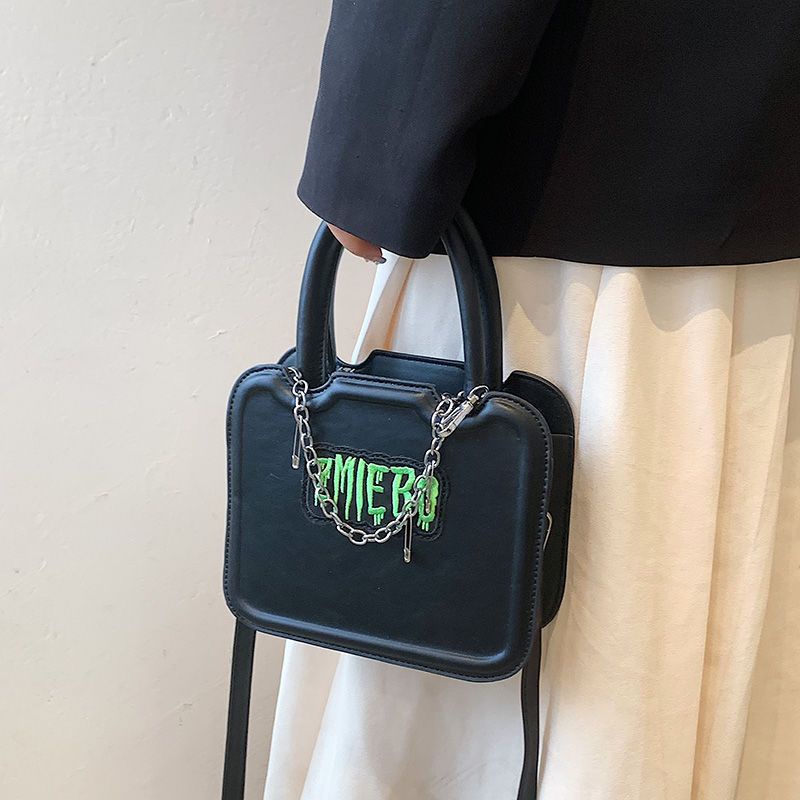 Túi Xách Màu Đen Kích Thước 19x16x7 Thời Trang Dành Cho Nữ