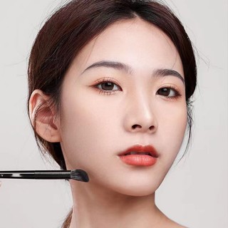Foundation concealer finger belly detail brush / multi-function smudge brush application