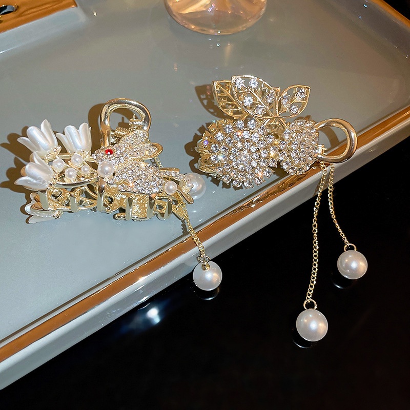 Kẹp Tóc Tua Rua Đính Ngọc Trai Hình Quả Cherry Sang Trọng Thời Trang Cao Cấp Dễ Phối Đồ