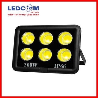 Đèn pha cốc 300W giá rẻ chiếu ngoài trời