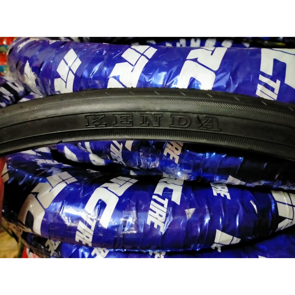 COMBO 01 LỐP VÀ 01 SĂM XE ĐẠP ĐUA 700X23C VAN FV48