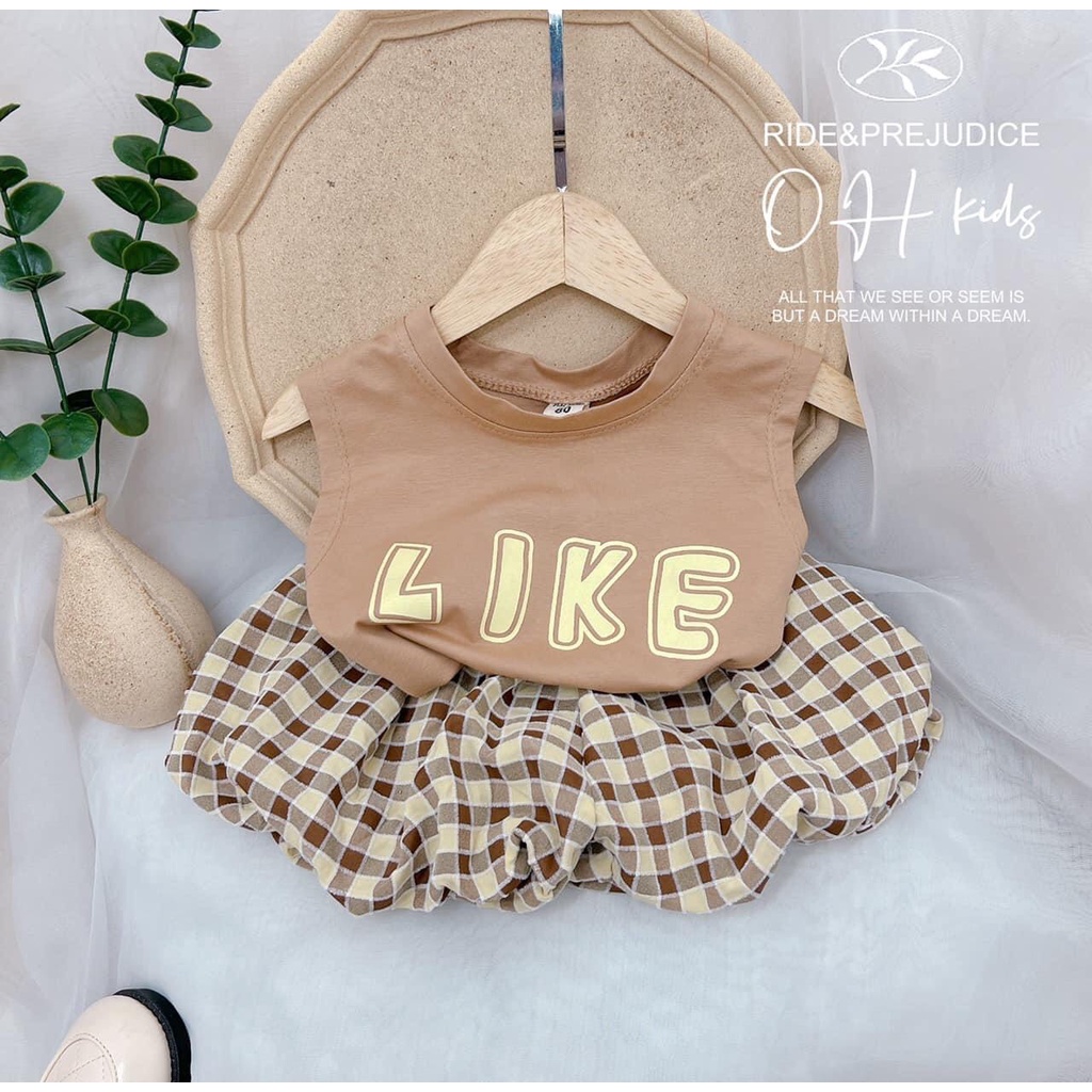Sét Đồ Bé Gái Bộ Quân Áo Thun In Chữ Like Quần Kẻ Cho Bé Gái