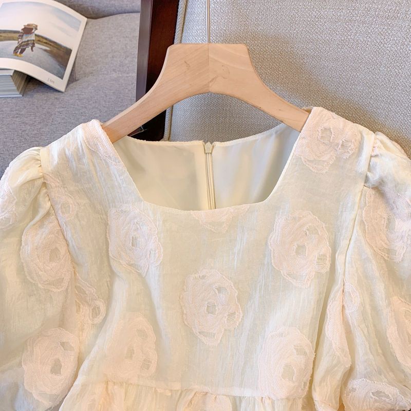 Áo Sơ Mi Chiffon Cổ Vuông Tay Ngắn Thêu Họa Tiết Phong Cách Thời Trang Mùa Hè Pháp Kiểu Mới