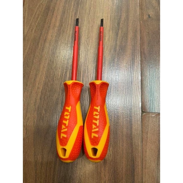 ĐỒ NGHỀ TOTAL Tua vít dẹp cách điện 4MM—>6.5MM THTIS4100 - THTIS5125 - THTIS6150